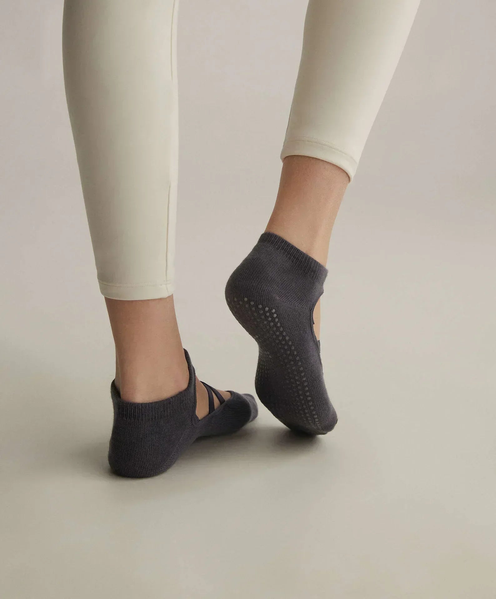 Cotton Non-Slip Yoga Socks (2 Pairs Set)